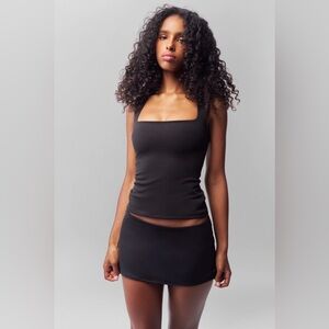 Guizio Micro Mini Stretch Skirt (Black, XL)
Original Price: $128